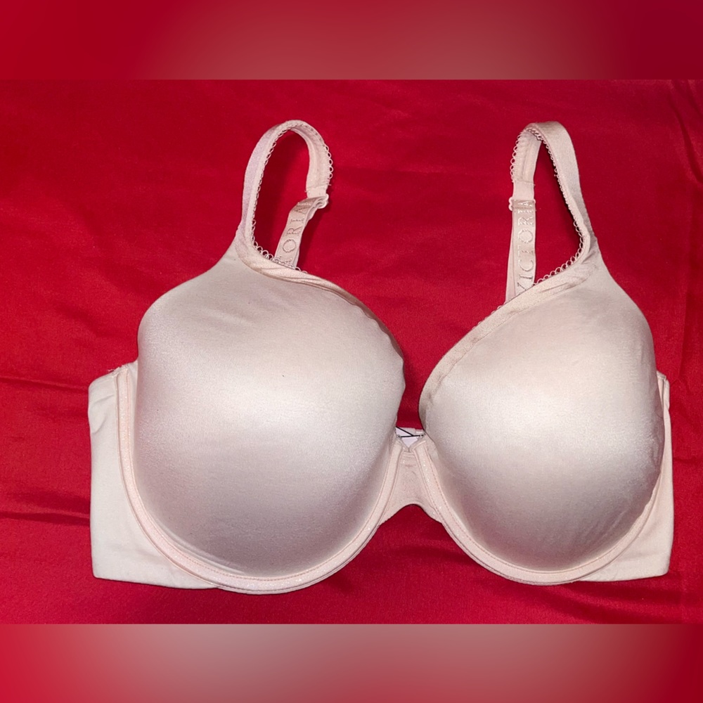 VICTORIA’S SECRET BRAS BEIGE SIZE 34DDD